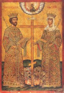 Constantijn de Grote en zijn moeder, keizerin Helena. Tussen hen in het teruggevonden Ware Kruis, aan hun voeten de stad Constantinopel (Roemeense ikoon, eind 17de eeuw).